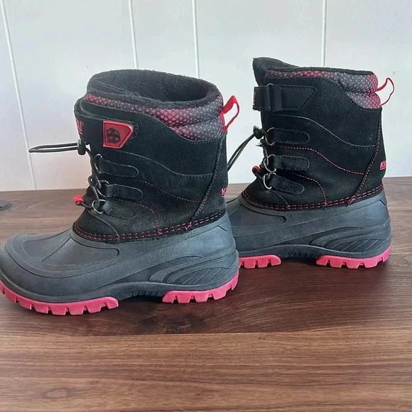 Khombu Kids Snowboots - Picture 3 of 6